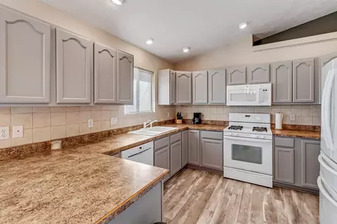 Kitchen - 502 Garnet Dr, Fruita, CO 81521 photo 1 of 2