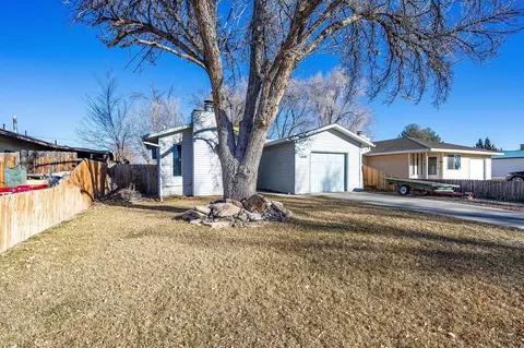 1027 E Harrison Ave, Fruita, CO 81521 photo 2