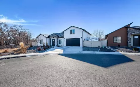 3089 Thunder Cloud Dr, Grand Junction, CO 81504