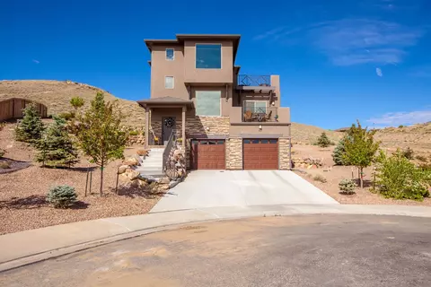 207 Secret Canyon Ct, Grand Junction, CO 81503