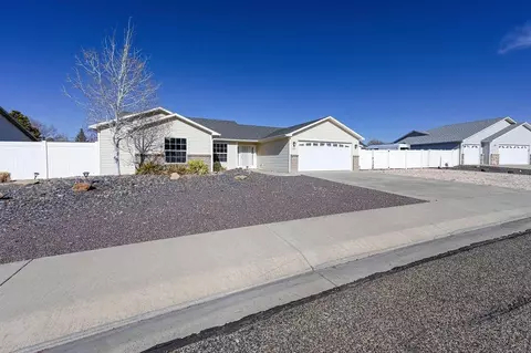 545 Sandstone St, Fruita, CO 81521 photo 2