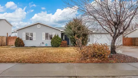 482 Moonlight Dr, Grand Junction, CO 81504