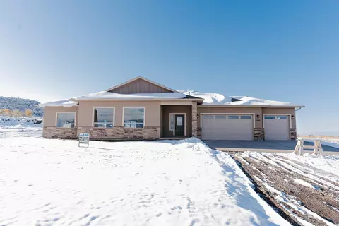22185 6830 Rd, Montrose, CO 81403