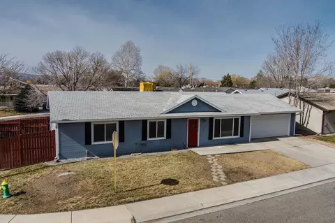 559 E Greenfield Cir, Grand Junction, CO 81504