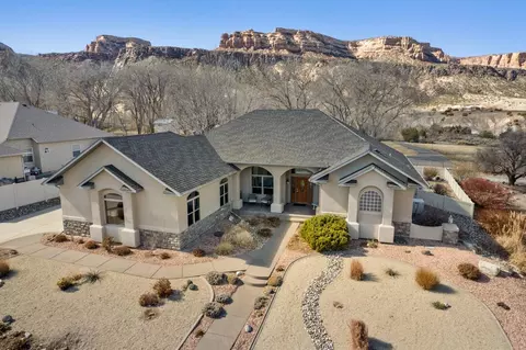 383 Granite Falls Way, Grand Junction, CO 81507