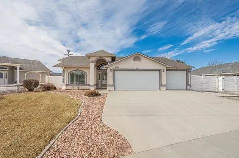 207 Round Rock Cir, Grand Junction, CO 81503
