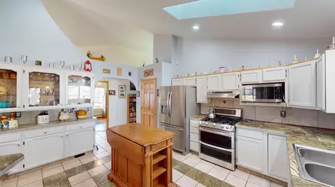 Kitchen - 307 Elderberry Dr, Fruita, CO 81521 photo 2 of 4