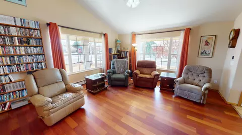 Living - 307 Elderberry Dr, Fruita, CO 81521 photo 2 of 4