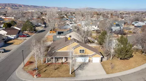 View/Area - 307 Elderberry Dr, Fruita, CO 81521 photo 3 of 8