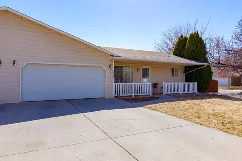 2939 N Palace Cir #B, Grand Junction, CO 81504