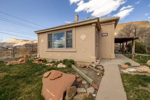 344 W 2nd St, Palisade, CO 81526