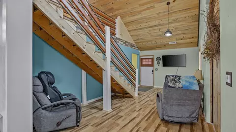 Entry Way - 1745 Oasis Dr, Mack, CO 81525 photo 2 of 3