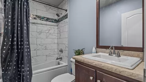 Bath - 1715 10 Rd, Mack, CO 81525 photo 3 of 3