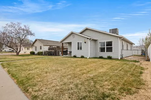 Exterior - 820 E Carolina Ave, Fruita, CO 81521 photo 3 of 7
