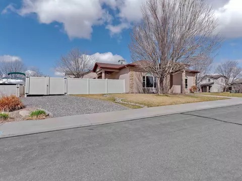 1085 Echo Canyon St, Fruita, CO 81521 photo 2