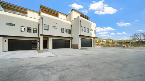 2398 Ridge Circle Dr #B, Grand Junction, CO 81507