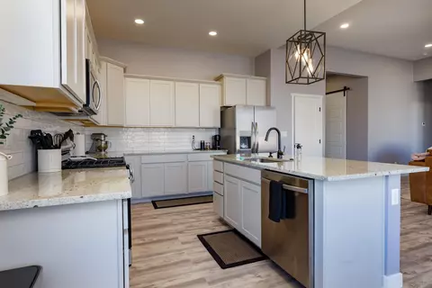 3313 E Rd, Clifton, CO 81520 photo 9