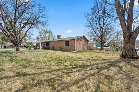Exterior - 808 E Cleveland Ave, Fruita, CO 81521 photo 3 of 5