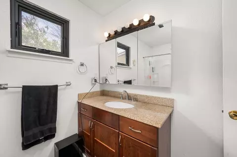 Bath - 808 E Cleveland Ave, Fruita, CO 81521 photo 2 of 2