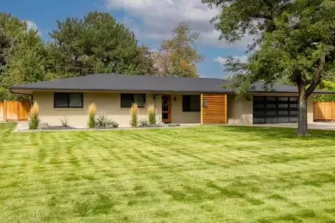305 Bookcliff Ct, Grand Junction, CO 81501