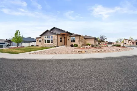 1055 Red Sky Rd, Fruita, CO 81521 photo 2