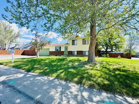 496 Fruitwood Dr, Grand Junction, CO 81504
