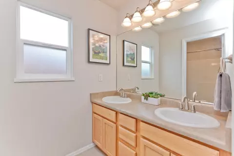 Bath - 678 Anthracite Dr, Fruita, CO 81521 photo 5 of 5