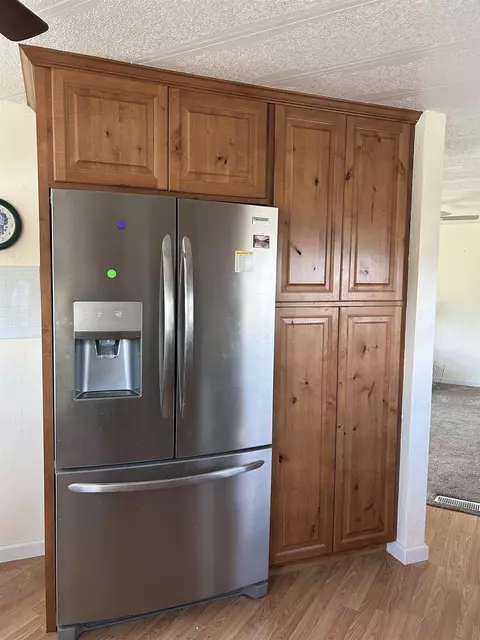 Kitchen - 1517 Aquarius Ave, Fruita, CO 81521 photo 2 of 3