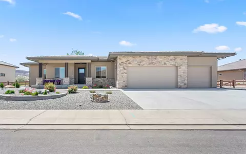 1369 Fairway Dr, Fruita, CO 81521