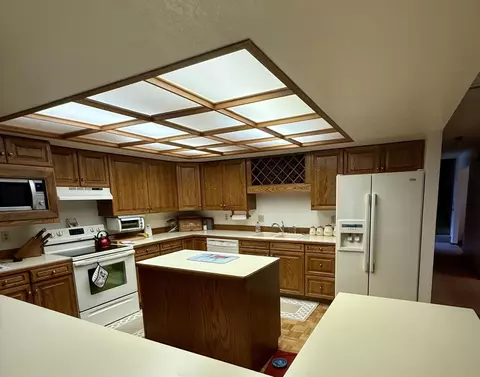 Kitchen - 139 Pinyon Cir, Rangely, CO 81648 photo 3 of 3