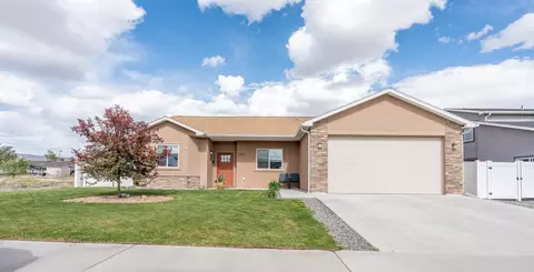 580 Graff Meadows Dr, Grand Junction, CO 81501