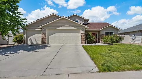 1397 Windsor Park Dr, Fruita, CO 81521