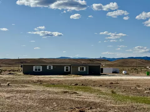 2067 16 Rd, Loma, CO 81524