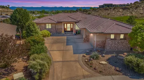 2374 Claystone Ct, Grand Junction, CO 81507