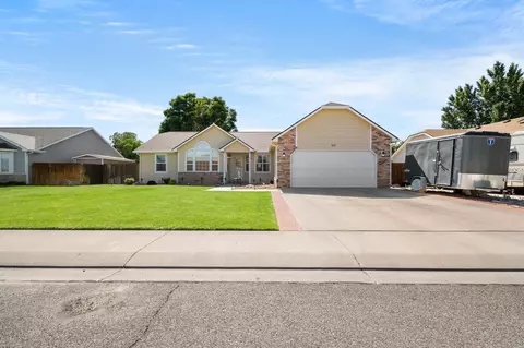113 Sierra Dr, Fruita, CO 81521 photo 2