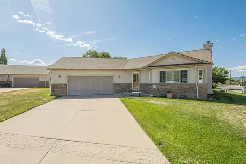610 Shadowbrook Dr, Grand Junction, CO 81504
