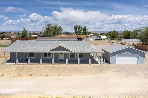 1330 13 Rd #B, Loma, CO 81524