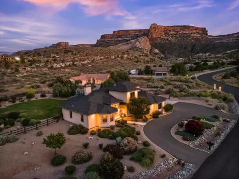 1891 S Deer Park Cir, Grand Junction, CO 81507