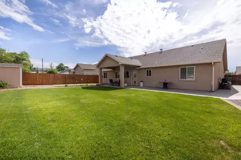 Exterior - 466 Amethyst Dr, Fruita, CO 81521 photo 4 of 5