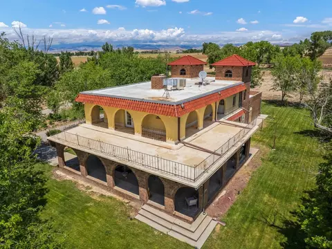 742 R Rd, Mack, CO 81525