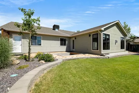Exterior - 857 Cresthaven Dr, Fruita, CO 81521 photo 5 of 8