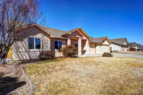 Exterior - 535 Heath Dr, Fruita, CO 81521 photo 2 of 2