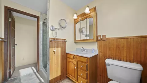 Bath - 312 Hillcrest Ave, Rangely, CO 81648 photo 2 of 4