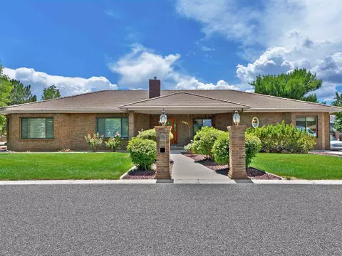 2695 Wilshire Ct, Grand Junction, CO 81506