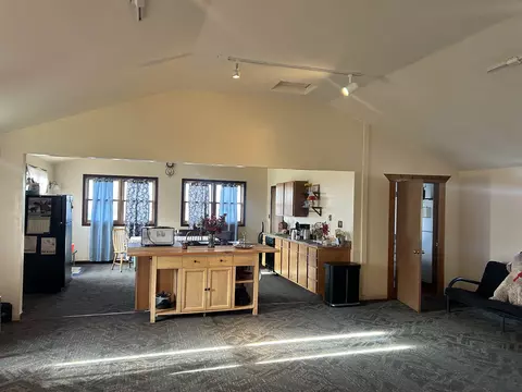 Kitchen - 49067 Ke Rd, Mesa, CO 81643 photo 4 of 6
