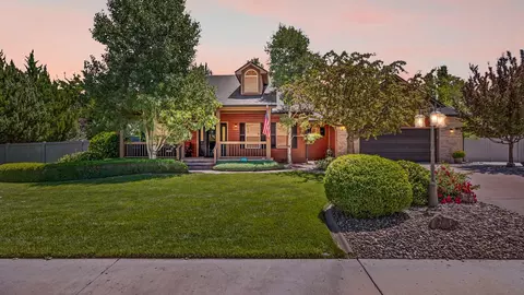 704 Woodland Country Dr, Grand Junction, CO 81507