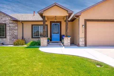 306 Oakwood Ave, Fruita, CO 81521