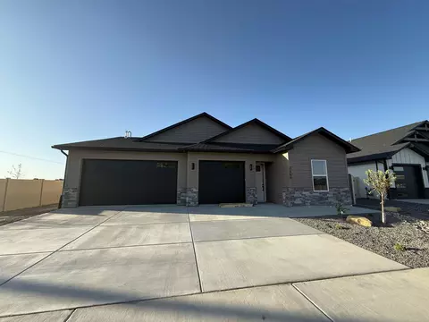 2350 Honeycrisp Dr, Grand Junction, CO 81505