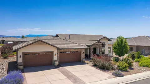 1304 Fairway Dr, Fruita, CO 81521