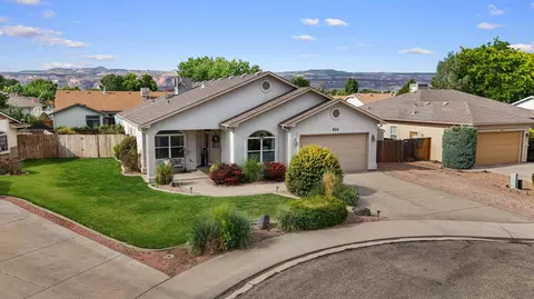 524 Garnet Dr, Fruita, CO 81521